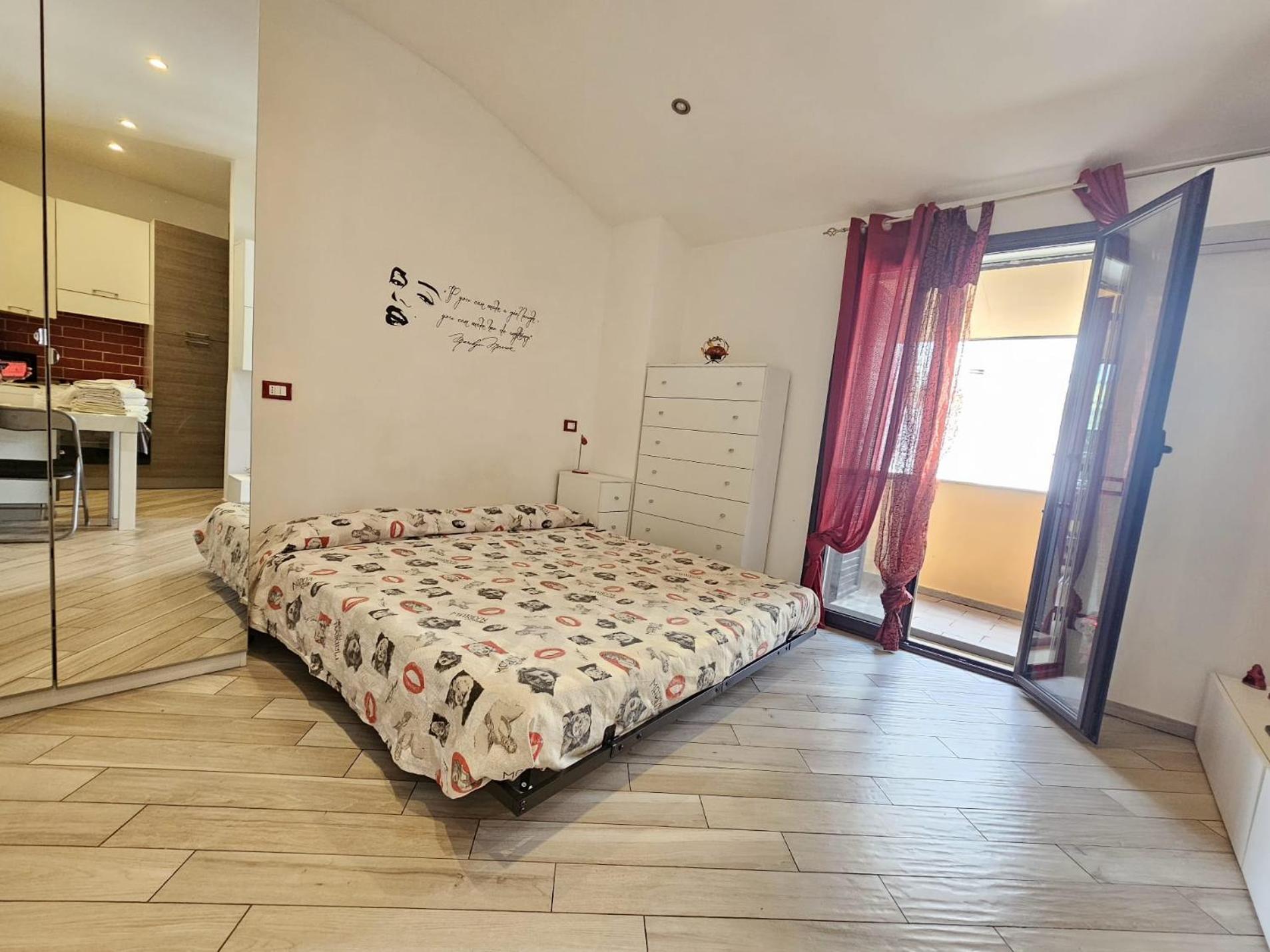 Romantico Monolocale Veranda Privata Vista Mare Reggio Calabria Exterior foto